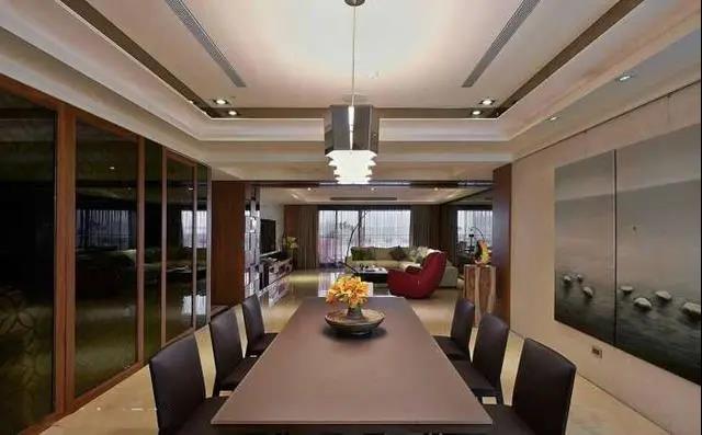 當下家裝新寵——柚木窗，美觀又實用